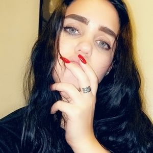 Meet your Posher, Tova